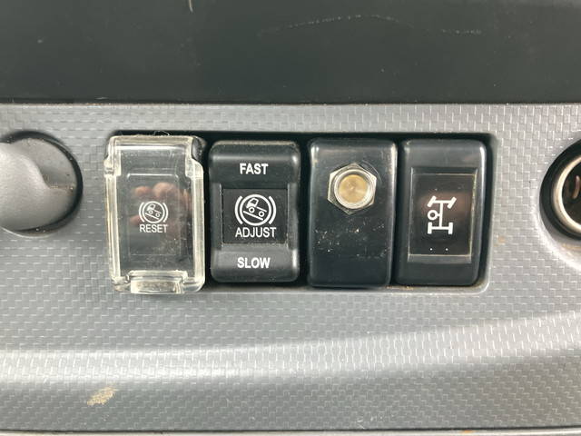 いすゞフォワードセルフクレーン4段中型（4t）[写真38]