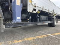 三菱ふそうファイターセルフローダー中型（4t）[写真23]