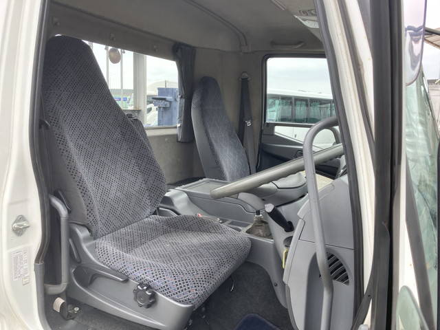 三菱ふそうファイターセルフローダー中型（4t）[写真35]