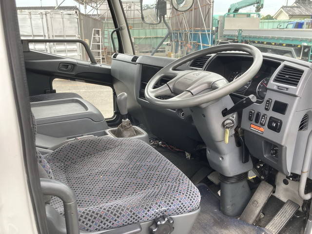 三菱ふそうファイターセルフローダー中型（4t）[写真36]