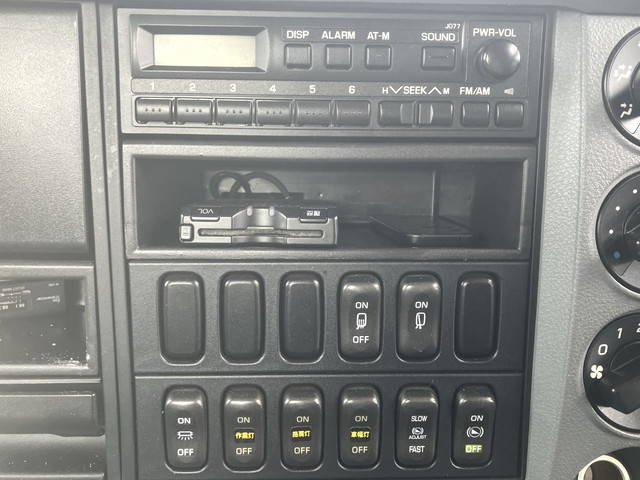 三菱ふそうファイターセルフローダー中型（4t）[写真37]