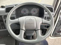 三菱ふそうファイターセルフローダー中型（4t）[写真39]