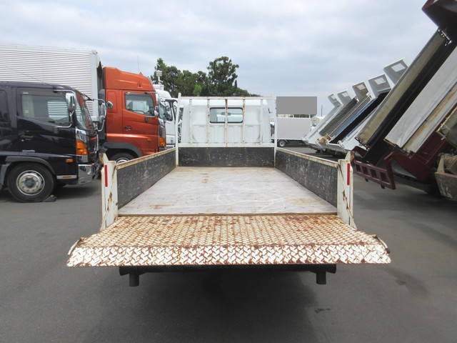 三菱ふそうキャンター平ボディ小型（2t・3t）[写真21]