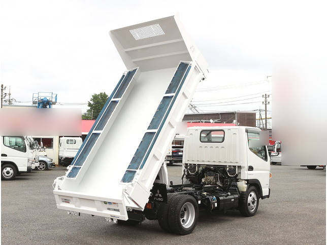 三菱ふそうキャンターダンプ小型（2t・3t）[写真02]
