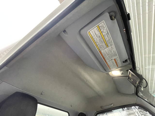 日産アトラスアルミバン小型（2t・3t）[写真28]