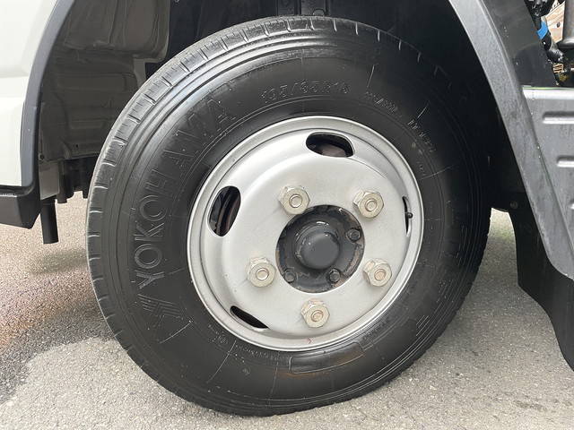 日産アトラスアルミバン小型（2t・3t）[写真37]