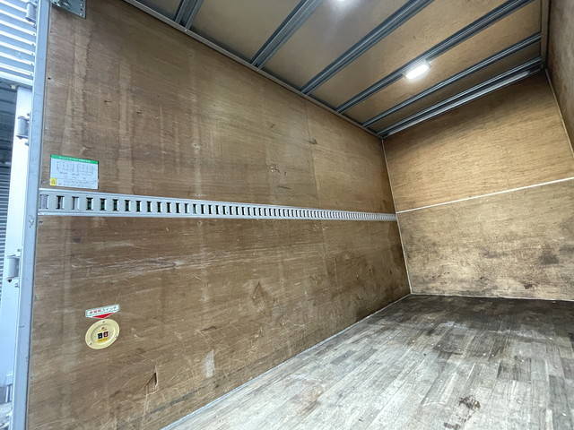 日産アトラスアルミバン小型（2t・3t）[写真06]