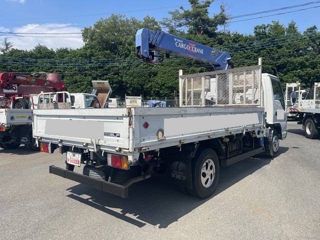 いすゞエルフクレーン4段小型（2t・3t）[写真02]