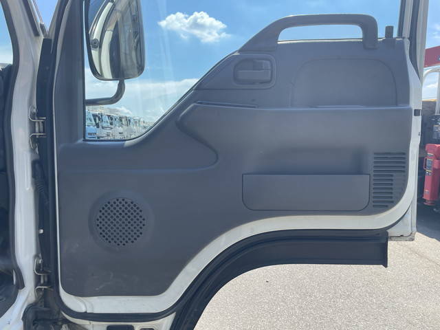 いすゞエルフクレーン4段小型（2t・3t）[写真27]