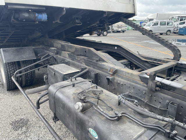 三菱ふそうキャンターセーフティローダー小型（2t・3t）[写真20]