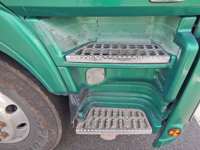 いすゞギガダンプ大型（10t）[写真26]