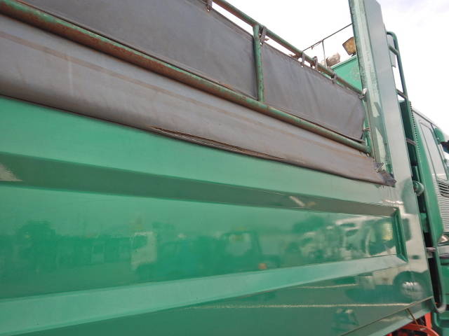 いすゞギガダンプ大型（10t）[写真27]