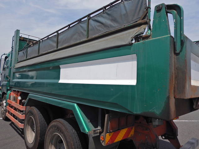 いすゞギガダンプ大型（10t）[写真29]