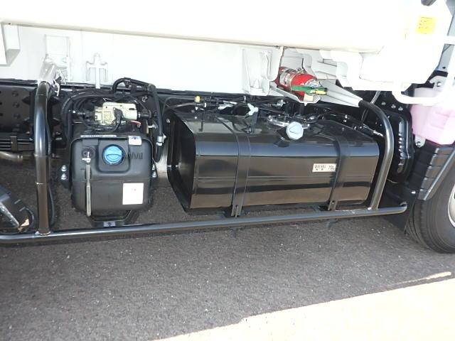 三菱ふそうキャンターパッカー車（塵芥車）小型（2t・3t）[写真14]