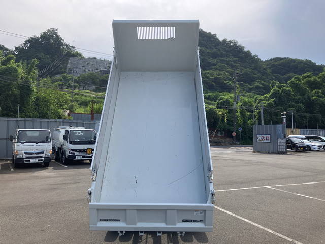 いすゞエルフダンプ小型（2t・3t）[写真12]