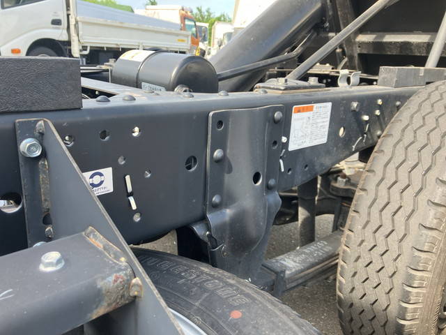 いすゞエルフダンプ小型（2t・3t）[写真23]