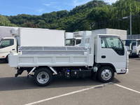 いすゞエルフダンプ小型（2t・3t）[写真08]