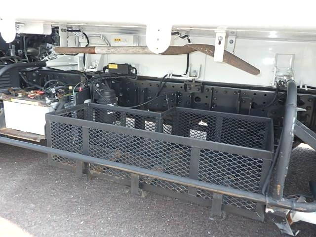 UDトラックスカゼットパッカー車（塵芥車）小型（2t・3t）[写真17]