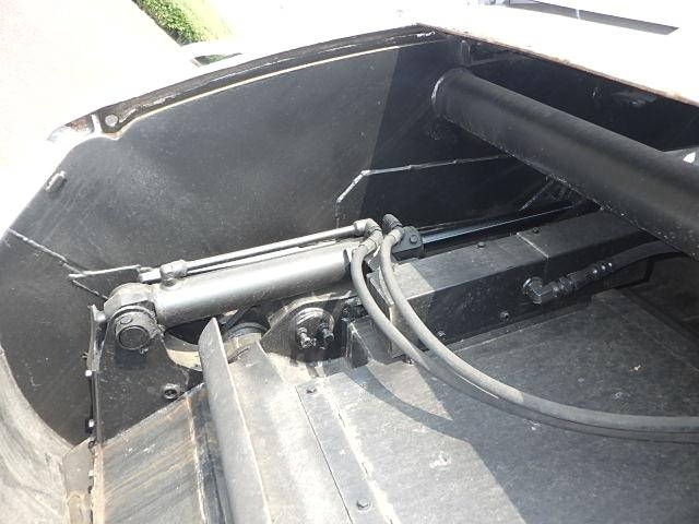 UDトラックスカゼットパッカー車（塵芥車）小型（2t・3t）[写真07]