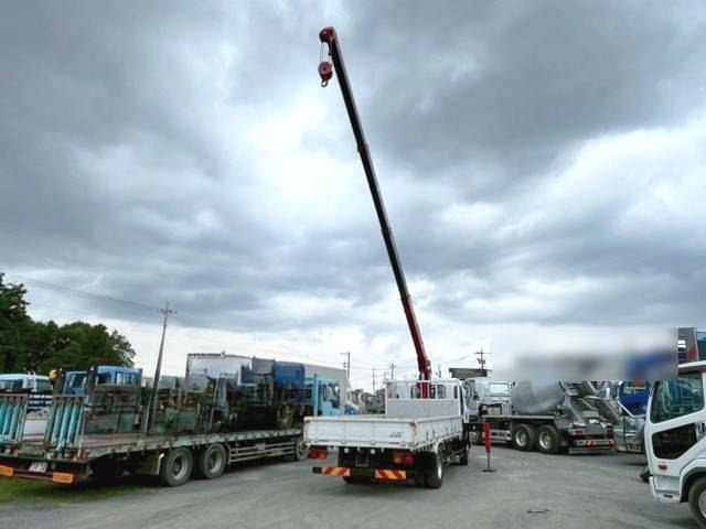 いすゞフォワードクレーン4段中型（4t）[写真04]