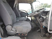 いすゞフォワードアルミウイング中型（4t）[写真15]