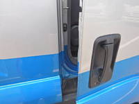 いすゞフォワードアルミウイング中型（4t）[写真20]