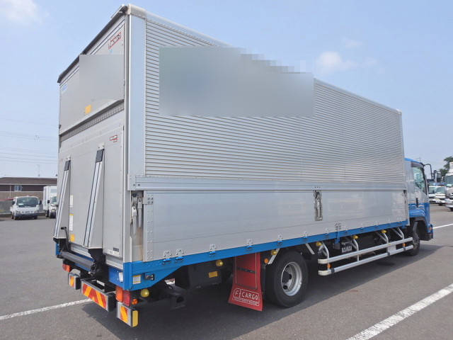 いすゞフォワードアルミウイング中型（4t）[写真02]