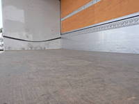 いすゞフォワードアルミウイング中型（4t）[写真34]