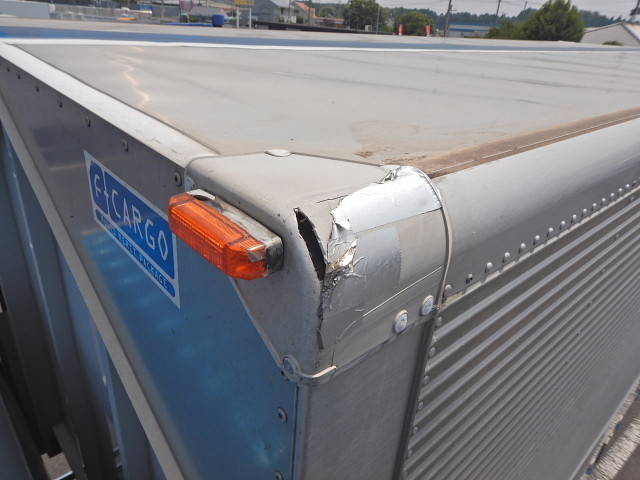 いすゞフォワードアルミウイング中型（4t）[写真39]