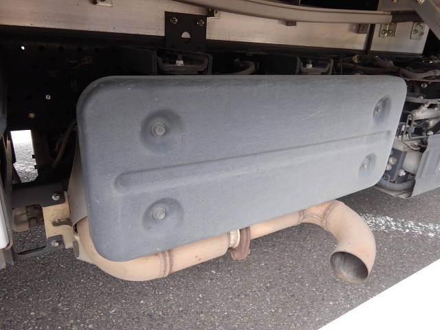 いすゞフォワードアルミウイング中型（4t）[写真13]