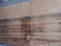 いすゞフォワードアルミウイング中型（4t）[写真37]