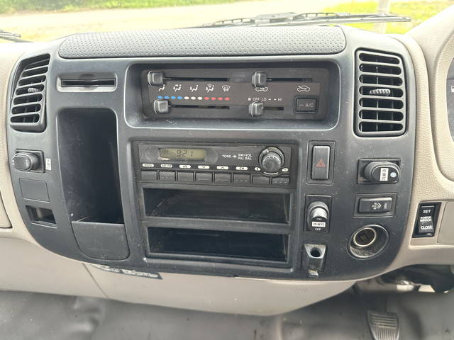 日野デュトロクレーン4段小型（2t・3t）[写真34]