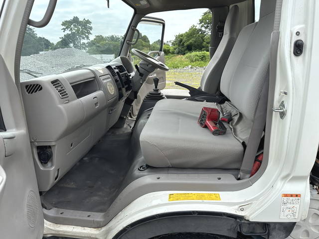 日野デュトロクレーン4段小型（2t・3t）[写真36]