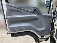 三菱ふそうキャンターガッツダブルキャブ（Wキャブ）小型（2t・3t）[写真23]