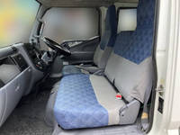 三菱ふそうキャンターガッツダブルキャブ（Wキャブ）小型（2t・3t）[写真26]