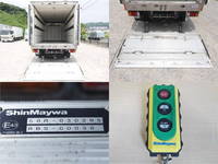 いすゞエルフ冷凍車（冷蔵車）小型（2t・3t）[写真11]