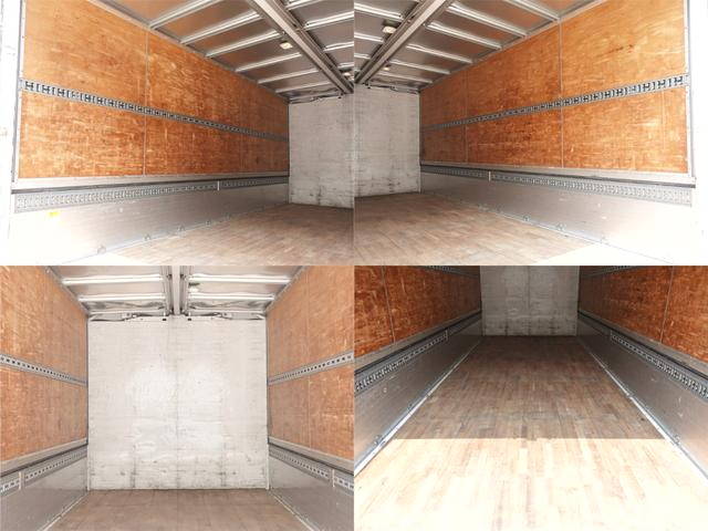 三菱ふそうファイターアルミウイング中型（4t）[写真08]