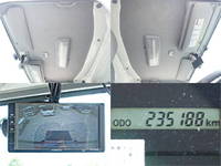 いすゞエルフ冷凍車（冷蔵車）小型（2t・3t）[写真20]