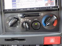 いすゞエルフアルミブロック小型（2t・3t）[写真17]