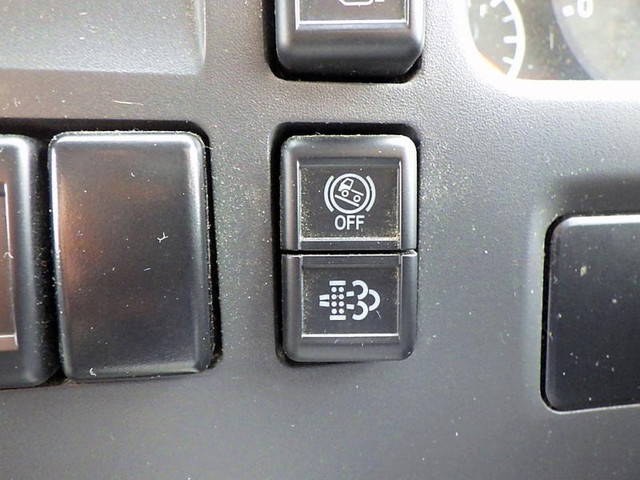 いすゞエルフアルミブロック小型（2t・3t）[写真20]