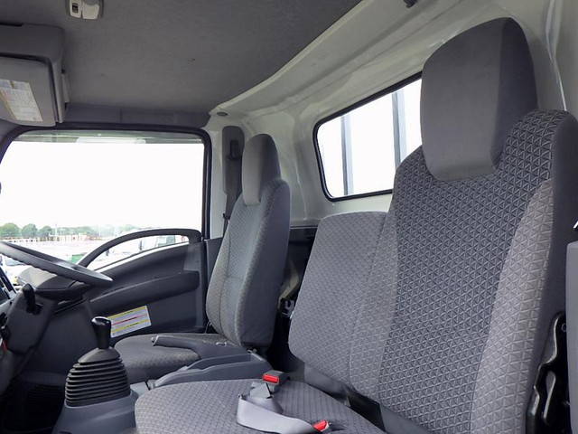 いすゞエルフアルミブロック小型（2t・3t）[写真09]