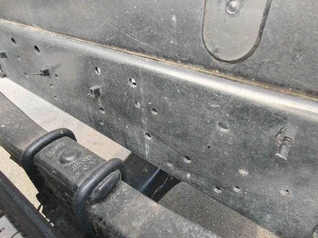 いすゞフォワードダンプ中型（4t）[写真15]