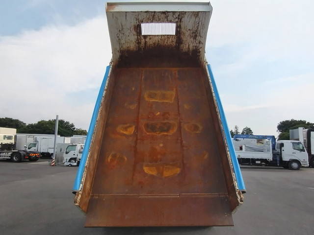 いすゞフォワードダンプ中型（4t）[写真18]