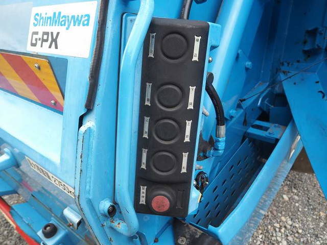 いすゞエルフパッカー車（塵芥車）小型（2t・3t）[写真22]