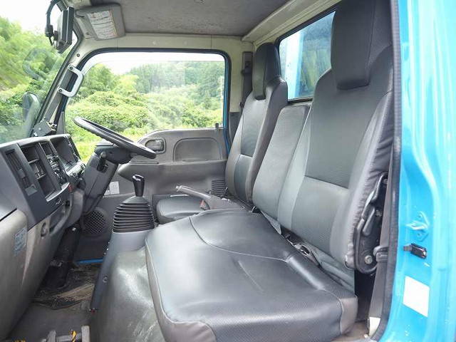 いすゞエルフパッカー車（塵芥車）小型（2t・3t）[写真34]