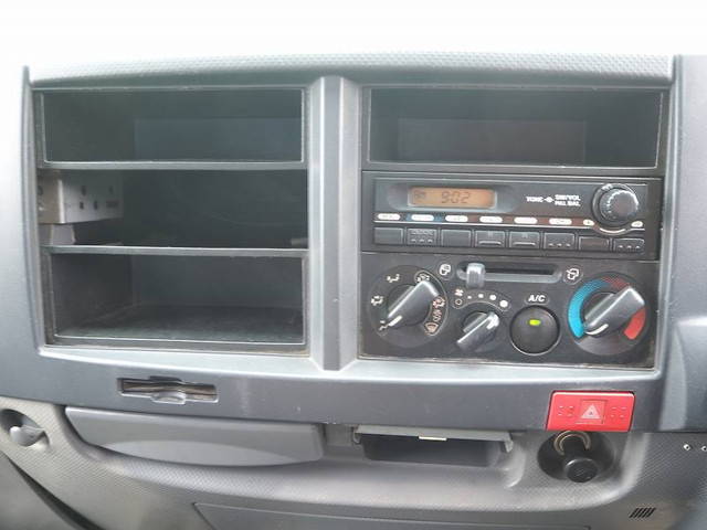 いすゞエルフパッカー車（塵芥車）小型（2t・3t）[写真36]