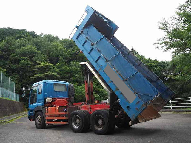 いすゞギガダンプ大型（10t）[写真02]