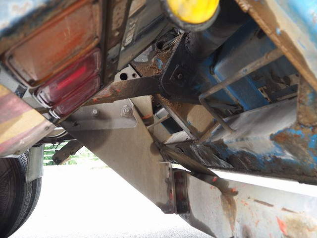 いすゞギガダンプ大型（10t）[写真26]