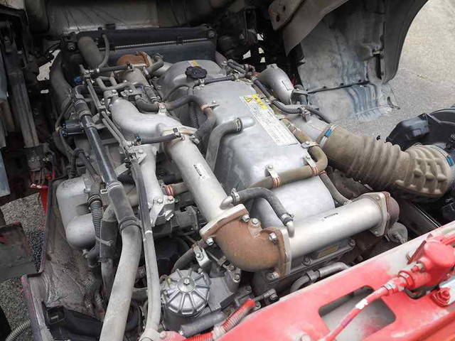 いすゞギガダンプ大型（10t）[写真32]