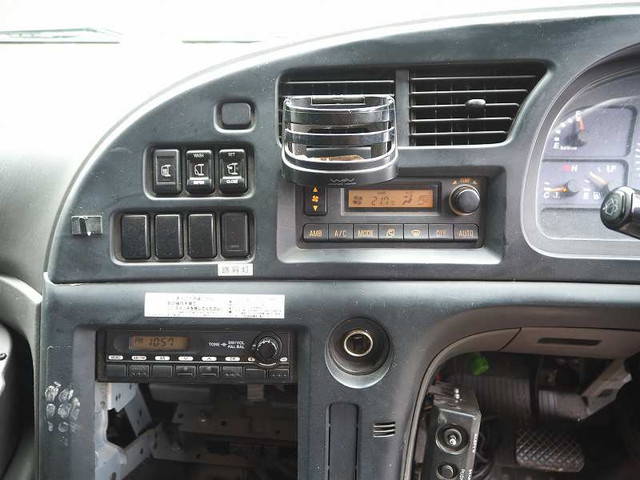 いすゞギガダンプ大型（10t）[写真36]